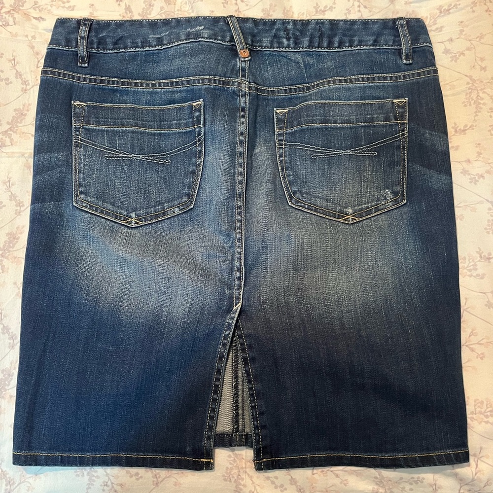 Gap vintage dark denim skirt - Picture 2 of 5